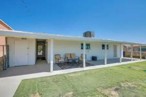 El Paso Home ~ 2 Mi to University Medical Center! Tourist base, El Paso