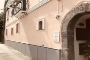 Maison Fernanda, Sant-Agata Sui Due Golfi