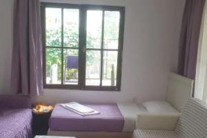 Akcay Bati Motel, Akcay