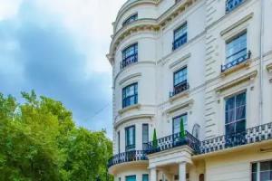 City Pads Hyde Park, London