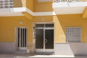River in Daim s With 2 Bedrooms and 1 Bathrooms, GANDIA