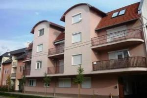 Valentin Deluxe Apartman, Hajduszoboszlo
