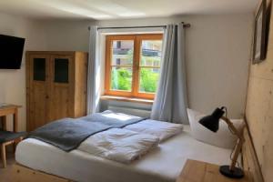 Gästehaus Drachenfels Guest house, Oberstdorf
