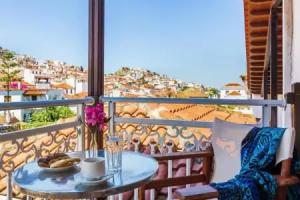 Ionia, Skopelos Town