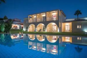 Aeolos Boutique Hotel and Suites, Kalamakion