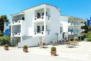 Xenios Dolphin Beach Hotel, Possidi