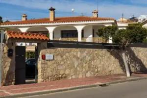 Apartamentos Maruja Roig 1, Peniscola