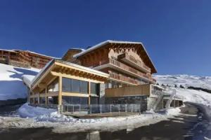 Ours Blanc Hotel & Spa, Les Menuires