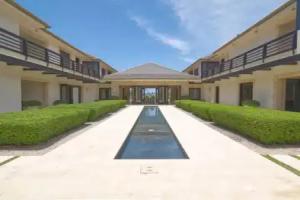 Dramatic Luxury Villa With Golf and Ocean View Walking Distance From the Beach, Punta Cana
