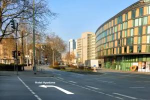 Apadana, Frankfurt am Main