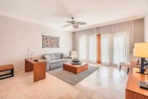 Modern 2BR at Fishing Lodge Ba28, Punta Cana