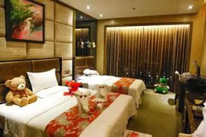Kun Ming Shengshi Qianhe Hotel, Kunming