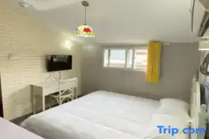 Tea and Tobacco Qingwu | Guijing Yimeng Garden View Poetic Bed and Breakfast Mini-hotel, Hangzhou