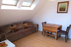 FM Premium Apartment - Near Beach - Varna, Saints Constantine and Helena