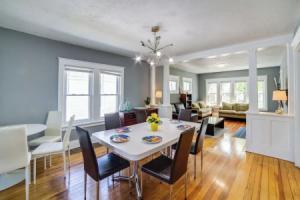 Cozy Indiana Getaway Near Washington Park Zoo! Apartments, Michigan City