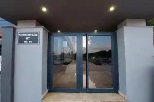 Professionally Maintained Spacious New Suites 4, Lara