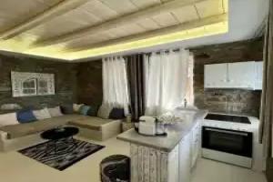 Mykonos Village, Ano Mera