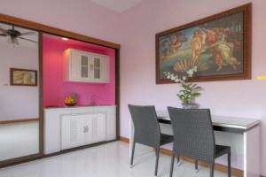 Penthouse Gallery Luxury Service Apartment, Chalong