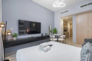 Elegant Studio With Garden in Meydan -, Dubai