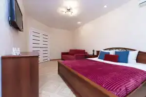 KluchnikOFF (Kluchnikoff)  on Karl Marx Avenue, Samara