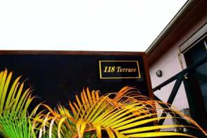 118 Terrace Tourist base, Nakijin