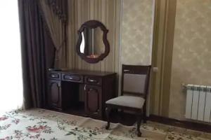 Hotel Oktan, Savran'