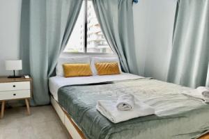 114 LCA - Stay Mckenzie Mile Mini-hotel, Larnaka