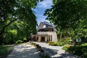 Tercia Hubertus Panzio, Sopron