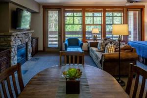 The Village Lodge, Mammoth Lakes