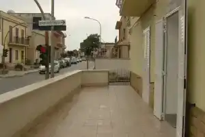 Il Muretto Apartments, Marausa