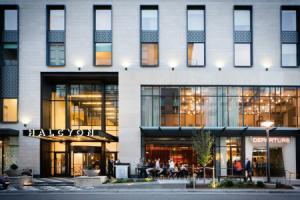 Halcyon, a hotel in Cherry Creek, Denver