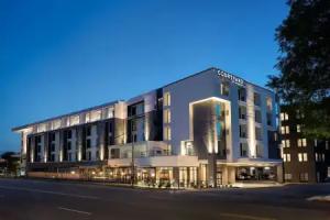 Courtyard by Marriott Scott’s Addition Hotel, Richmond
