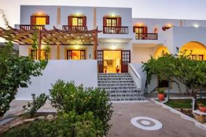 Casa Garden, Lakki