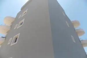 Hotel Summer Dream, Sarande
