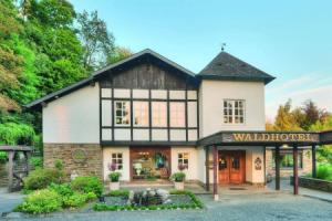 Romantik Waldhotel Mangold, Bergisch Gladbach