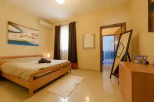 Luxury Holiday Apartment IN, Qawra