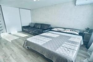 Ap'hotel butterfly Apartments on 11 Timofey Karmatsky Street
