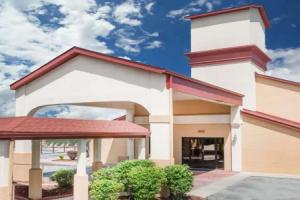 Ramada Hotel, Columbia