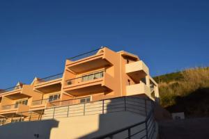 Casa Olivero Exclusive Holiday Apartment Rental With Seaview & Communal Pool, Zambrone