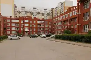 Apartments on Sportivnaya street 43, Togliatti