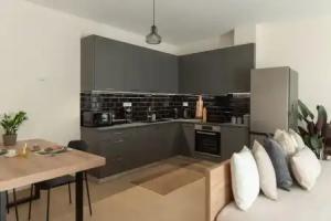 Saint Matthew Central Apartment by Senaon, Heraklio Town