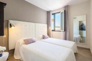 Puerto Banus Ático de 4 Habitaciones Hotel, Marbella