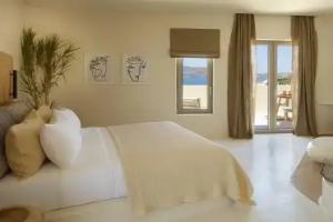 White Pebble Suites, Apollonia