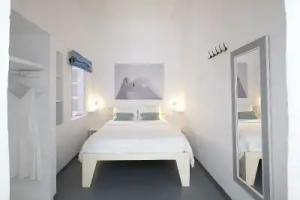 Eleanna's Suites Mykonos, Mykonos City