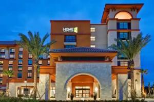 Home2 Suites by Hilton Orlando at Flamingo Crossings, Orlando