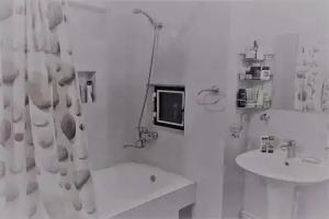 Spacious Apartment in Central Touristic Location, Tashkent