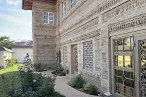 Ikat Villa, Tashkent