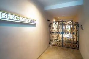 Bergamo Inn 21, Bergamo