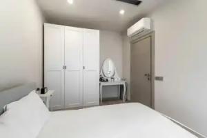 Central Studio w Balcony 10 min to Lara Beach, Antalya