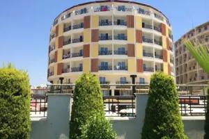 Arabella World Hotel, Avsallar